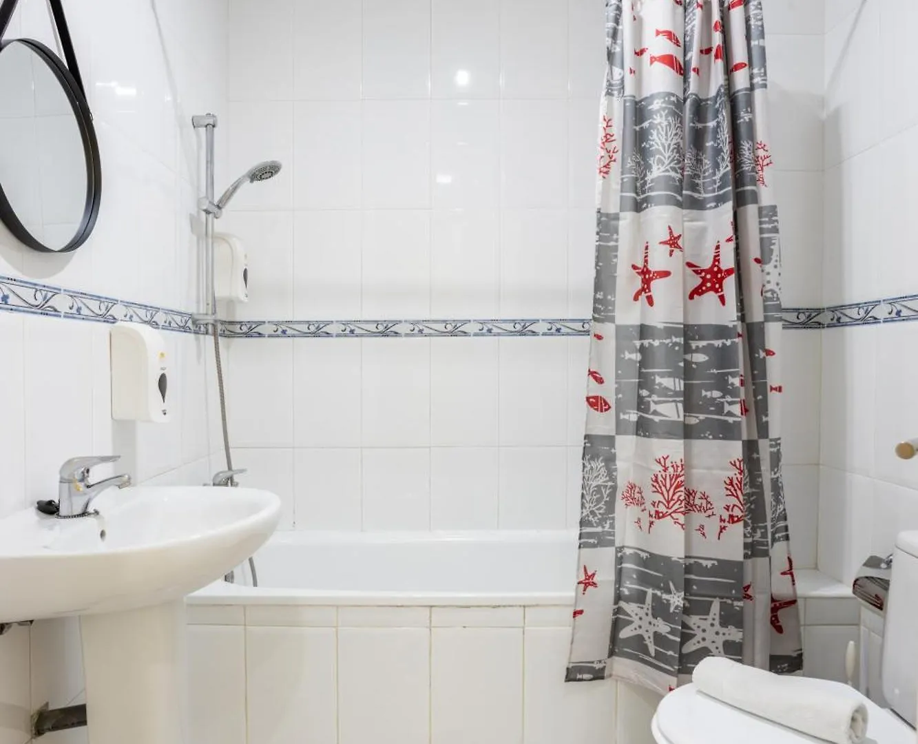 Red Home By Cadiz Time 0*,