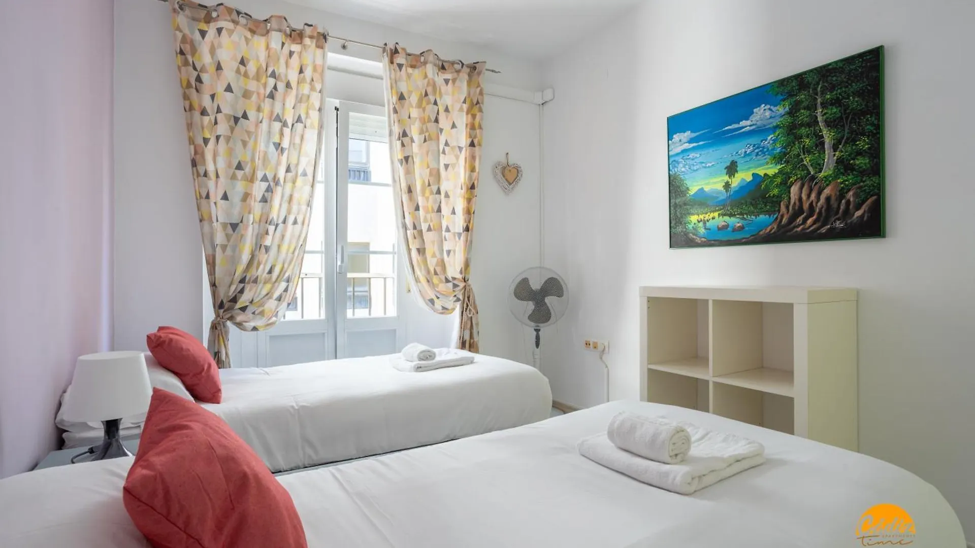 Apartment Red Home By Cadiz Time Spain